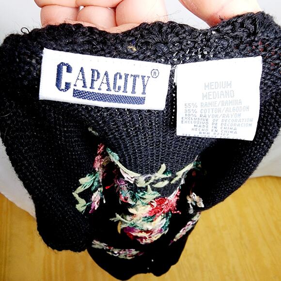 Vintage Capacity 90's Black V Neck Women's Embroidered Flowers Button Front Vest - Picture 3 of 15